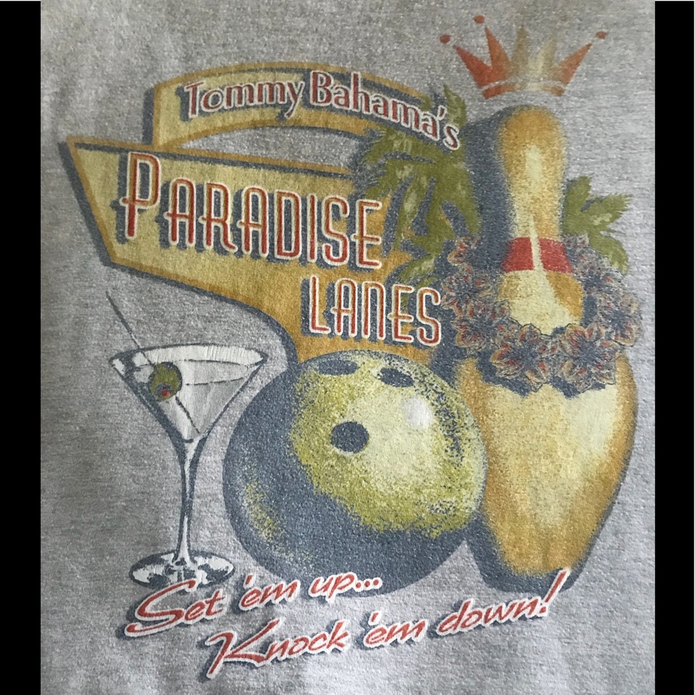 Tommy Bahama Tee, Size XL